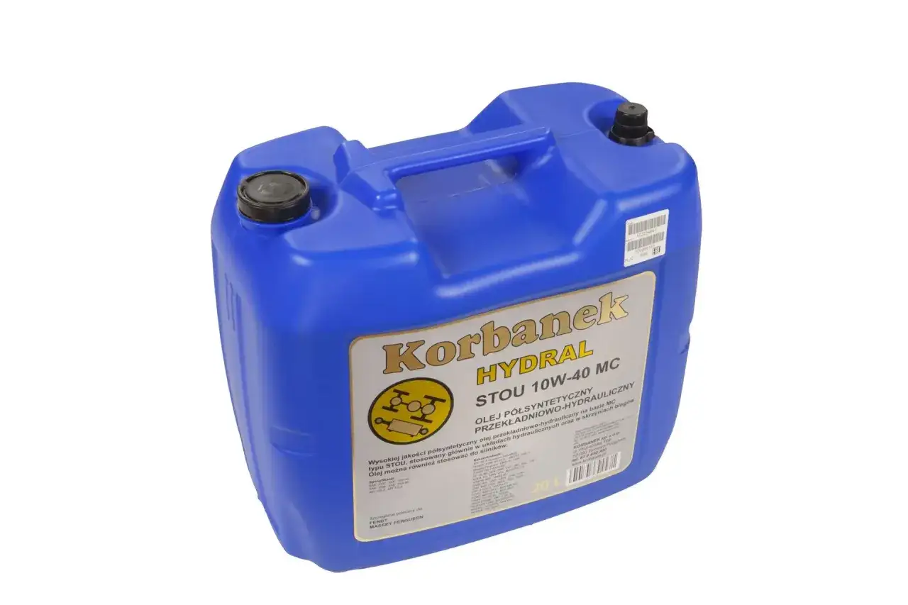 Niebieski kanister z olejem Korbanek Hydral STOU 10W-40 MC. To olej przekładniowo-hydrauliczny, idealny do zwolnic i układów hydraulicznych maszyn rolniczych.